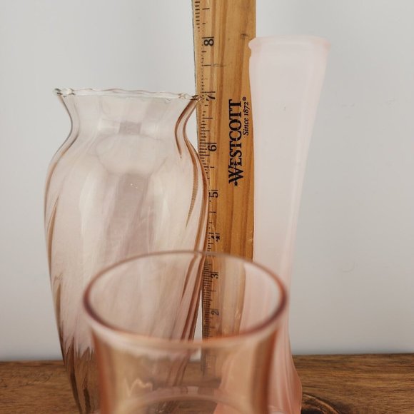 Lot of 3 Unique Vintage Mixed Blush Art Glass Blown Vases mismatched styles - Picture 8 of 8